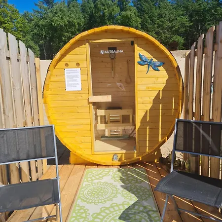 Glamping Pod Im Wald Mit Hund